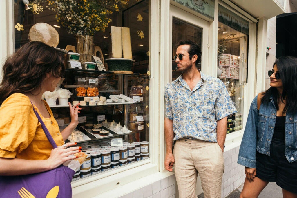 eating-paris-food-tour-left-bank-saint-germain-cheese-shop