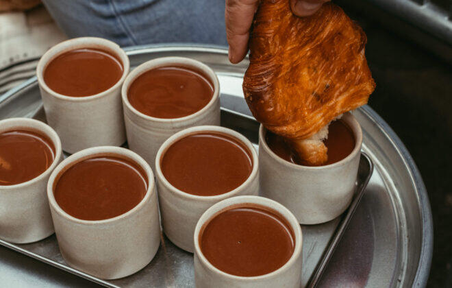 A Morning in Paris Food Tour: Croissants, Baguettes & Chocolate 