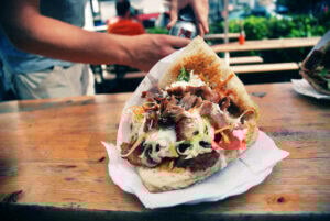 close_up_of_kebab_in_berlin