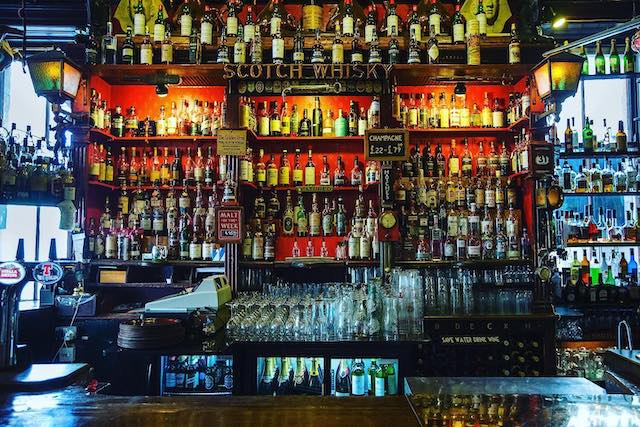 The_Canny_Man’s_bar_Edinburgh