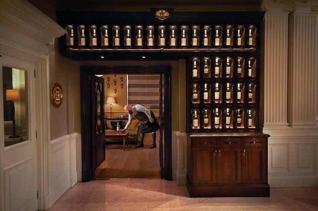 Scotch_Whisky_Bar_in_the_Balmoral_Hotel_Edinburgh