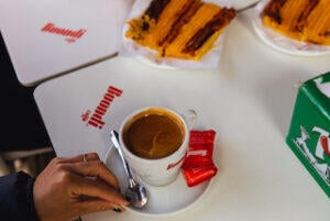 single_cup_of_coffee_and_bispo_Trigo_Doce_Porto