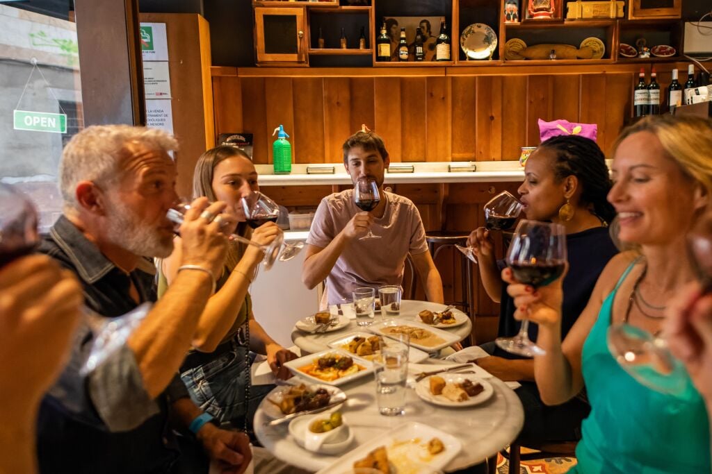 savor_wine_barcelona_gothic