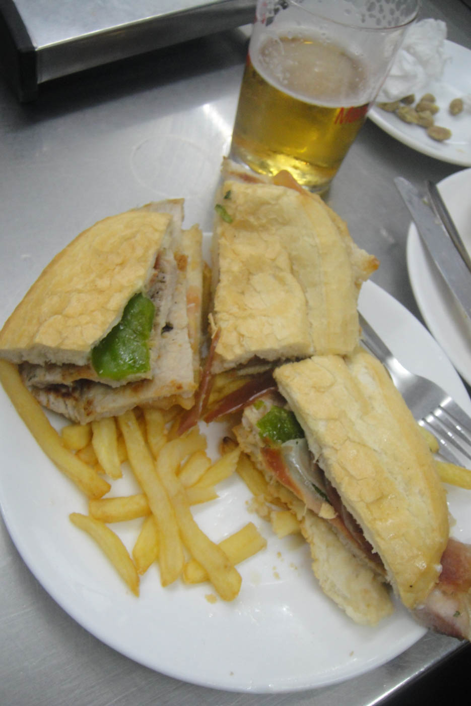 Serranito_cerdo_Seville